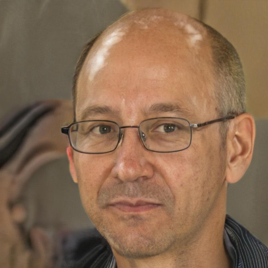 Portrait of Garrett Lindholm